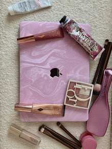 Peonia MacBook Case