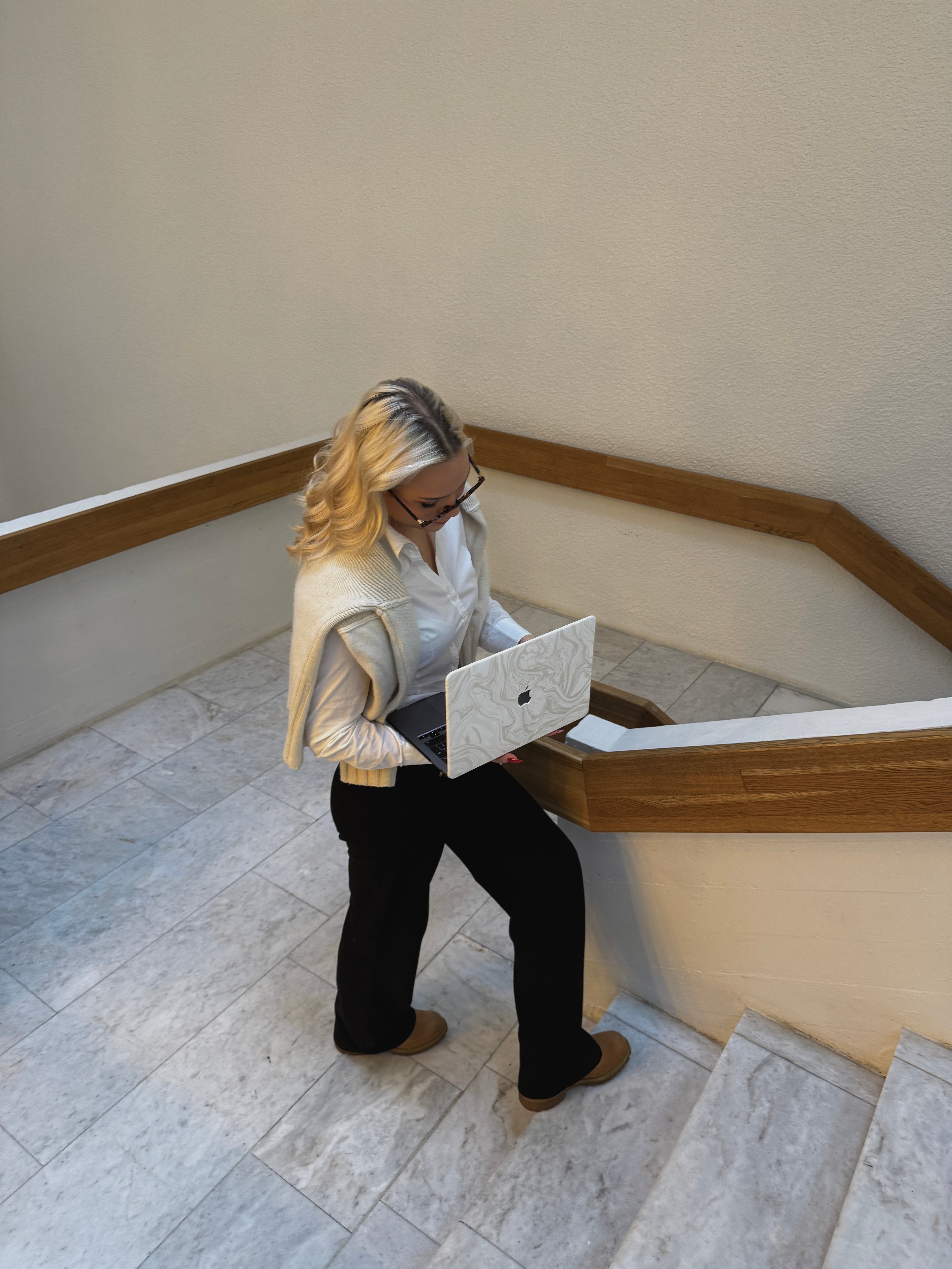 Valge keeris sülearvutikate